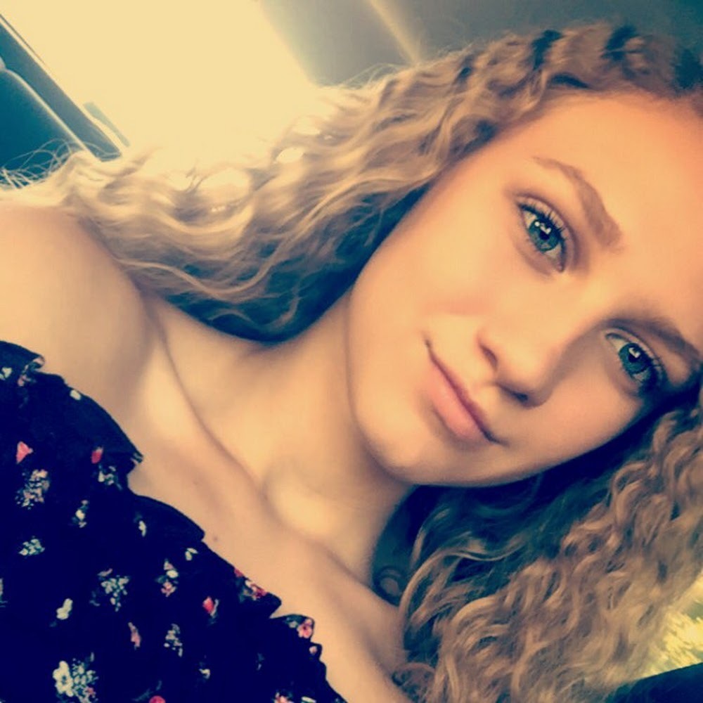 Meet your Posher, Brianna
